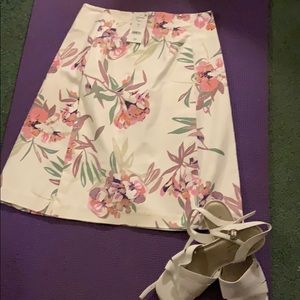 CLOSET CLEAR OUT! SALE! NWT Joe Fresh cute flirty to knee spring skirt Sz2